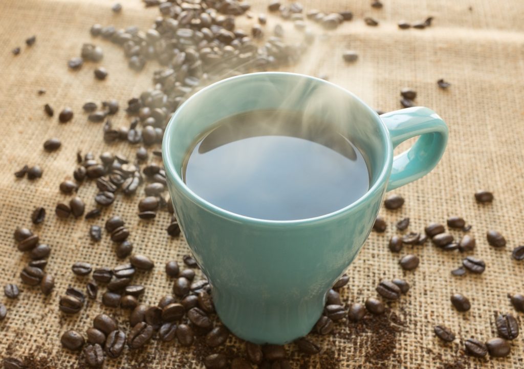 Can caffeine kill you, dangers or caffeine overdose, what happens if you drink too much coffee caffeine