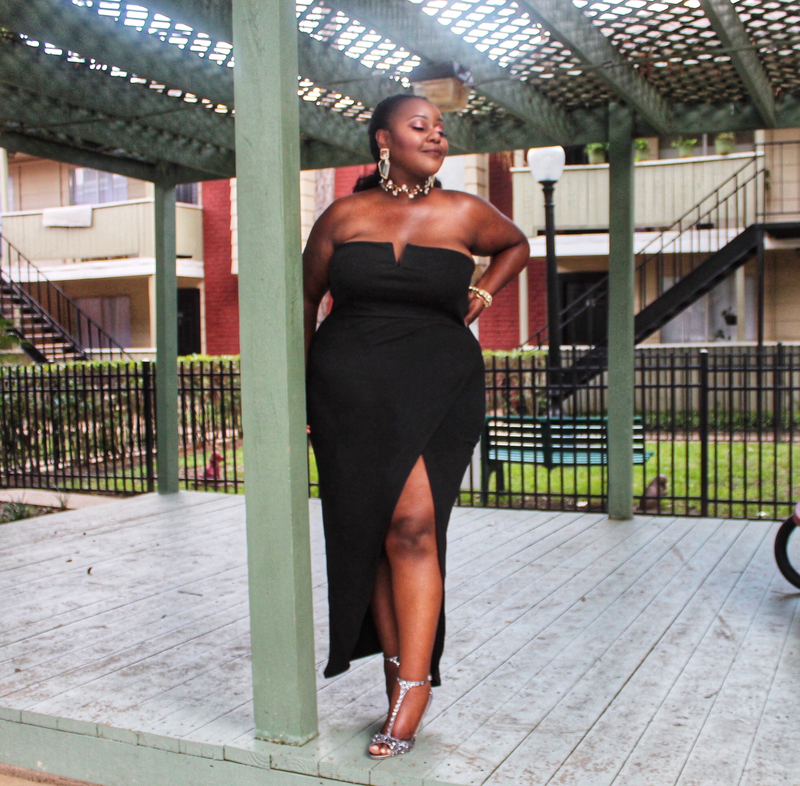 plus size fashion blogs 2017, beautiful curvy girls, how to fill the eye brow of a dark skin, beautiful plus size dark skin girls, plus size black bloggers, clothes for curvy girls, curvy girl fashion clothing, plus blog, plus size fashion tips, plus size women blog, curvy women fashion, plus blog, curvy girl fashion blog, style plus curves, plus size fashion instagram, curvy girl blog, bbw blog, plus size street fashion, plus size beauty blog, plus size fashion ideas, curvy girl summer outfits, plus size fashion magazine, plus fashion bloggers, zara, Youma daughter graduates phd