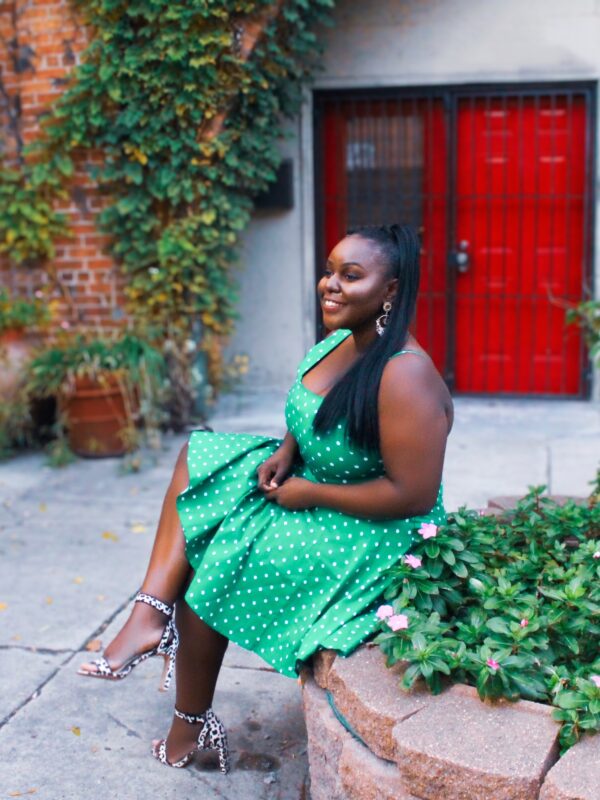 holiday party look, lifestyle blogger, texas houston influencer, affordable, classy, fabulous, friends, parents, black girl, dark skin, holiday outfit ideas, inspiration, trendy, chic, stylish, fashionable, blogger millennial Friendly holiday gift guide, wellness, style blogger