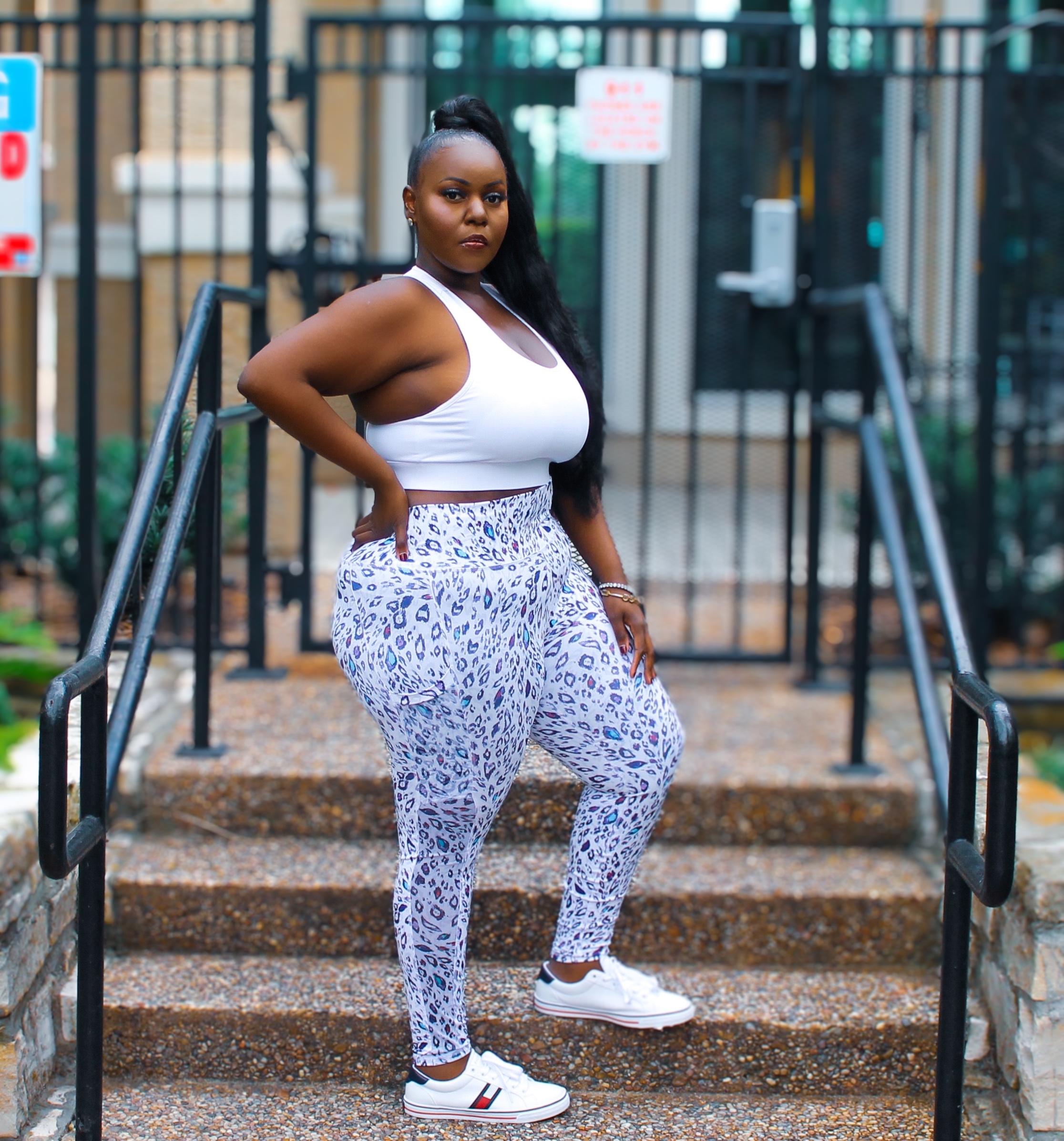 houston influencer, fabletics active, fabletics review plus size, move in fabletics, athleisure nike puma plus size fashion blogs 2019, beautiful curvy girls, beautiful plus size dark skin girls, plus size black bloggers, clothes for curvy girls, curvy girl fashion clothing, plus blog, plus size fashion tips, plus size women blog, curvy women fashion, plus blog, curvy girl fashion blog, style plus curves, plus size fashion instagram, curvy girl blog, bbw blog, plus size street fashion, plus size beauty blog, plus size fashion ideas, curvy girl summer outfits, plus size fashion magazine, plus fashion bloggers, zara