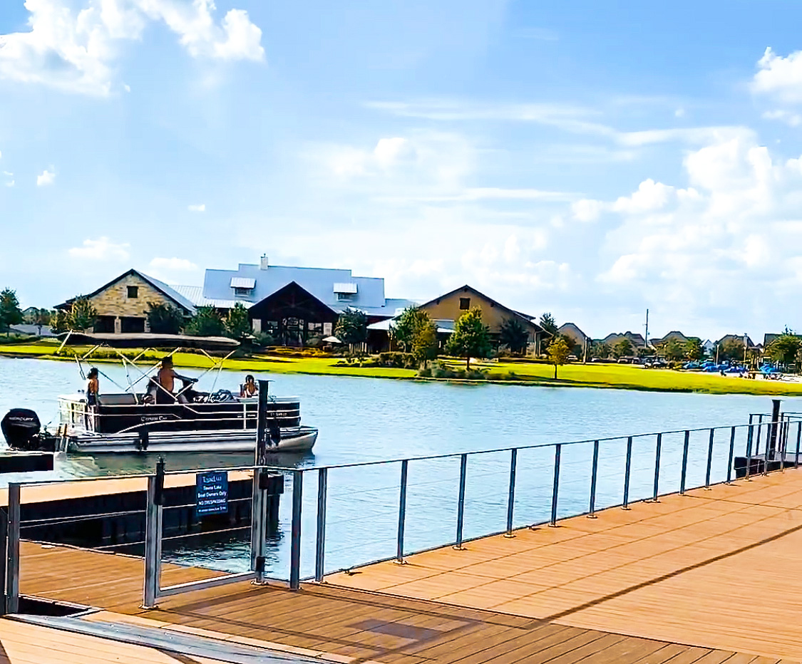 towne lake, Where locals go Houston, travel Houston, things to do, hidden gems, beautiful places romantic walks, datenight ideas, black bloggers, travel inspiration, why travel 2020 spring break black noire travel, Houston Texas travel blogger, Houston parks lakes